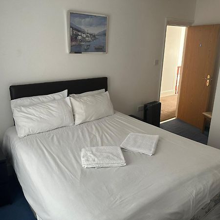 3 Luxury En-Suite Bedrooms Кардифф Экстерьер фото